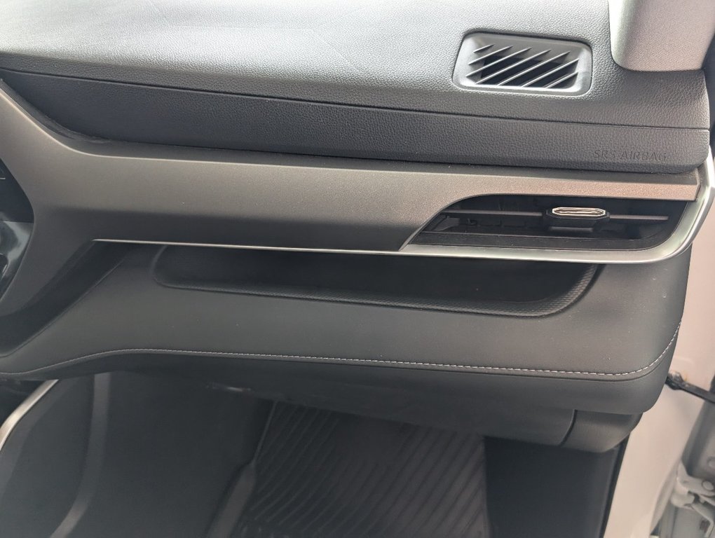 Toyota Highlander LE AWD 2020 à Magog, Québec - 11 - w1024h768px