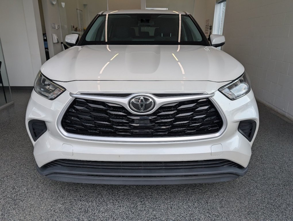 Toyota Highlander LE AWD 2020 à Magog, Québec - 6 - w1024h768px