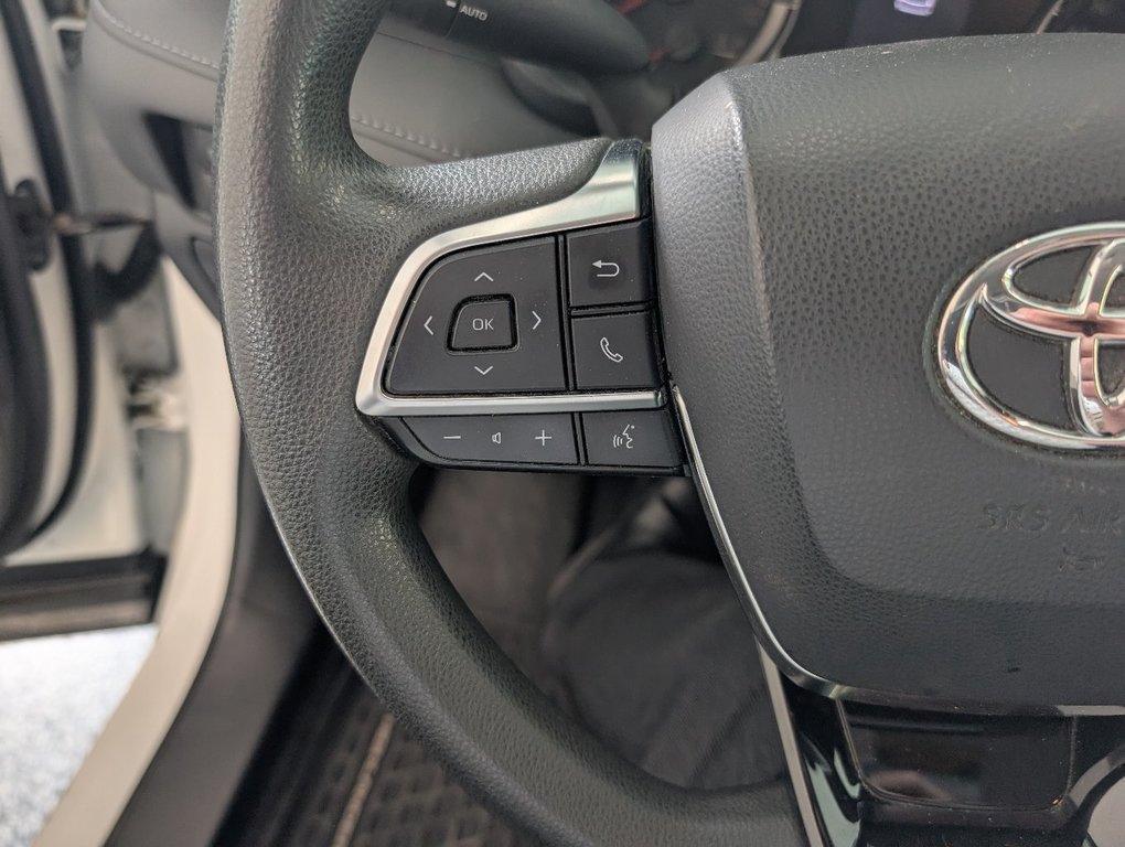 Toyota Highlander LE AWD 2020 à Magog, Québec - 22 - w1024h768px