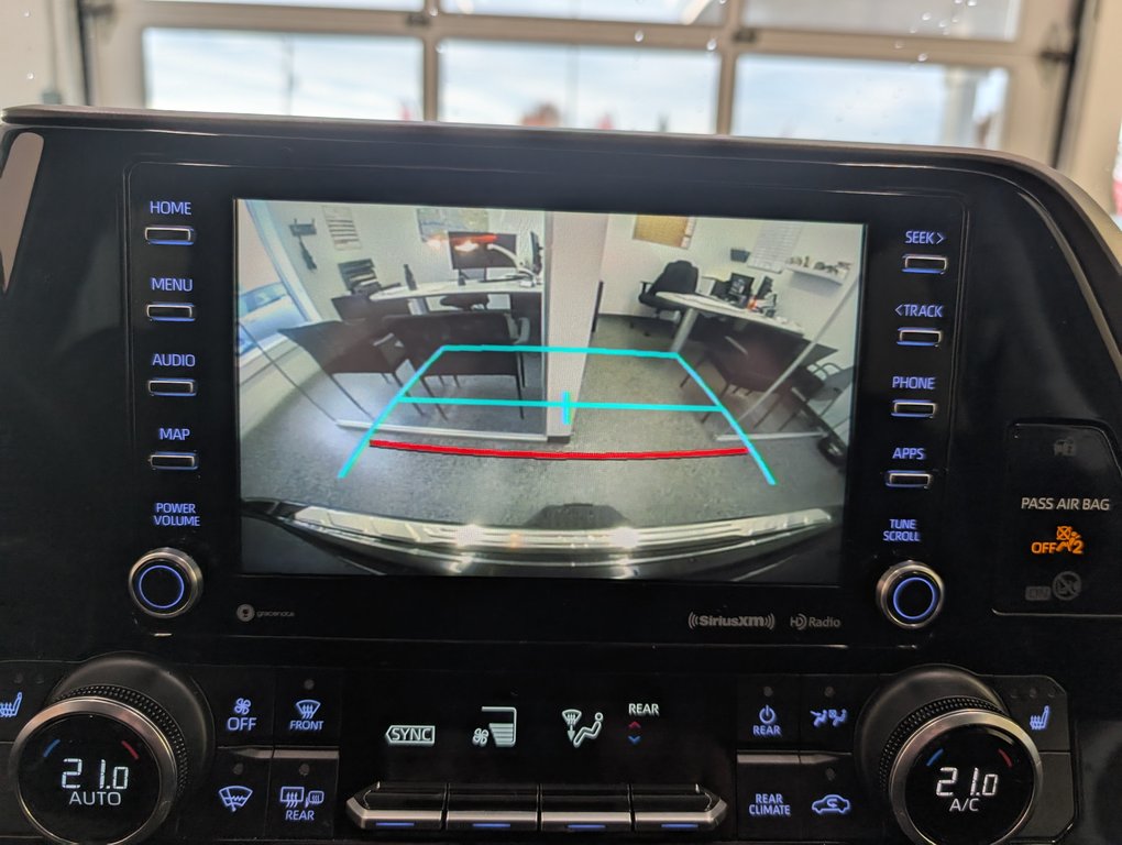 2020 Toyota Highlander LE AWD in Magog, Quebec - 21 - w1024h768px