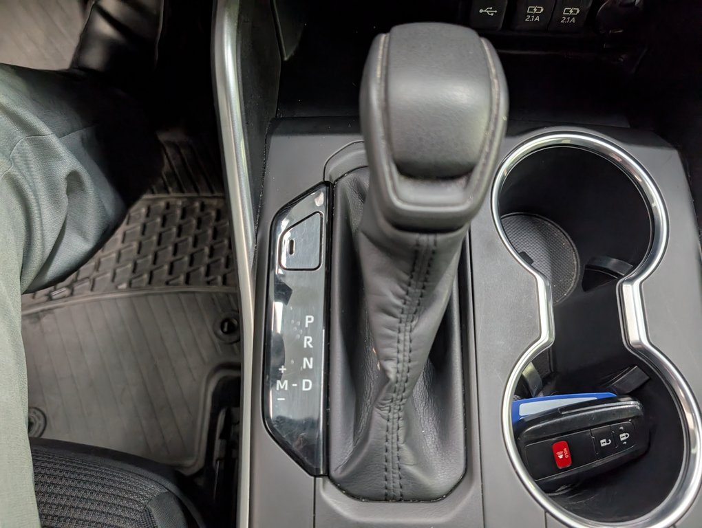 2020 Toyota Highlander LE AWD in Magog, Quebec - 17 - w1024h768px