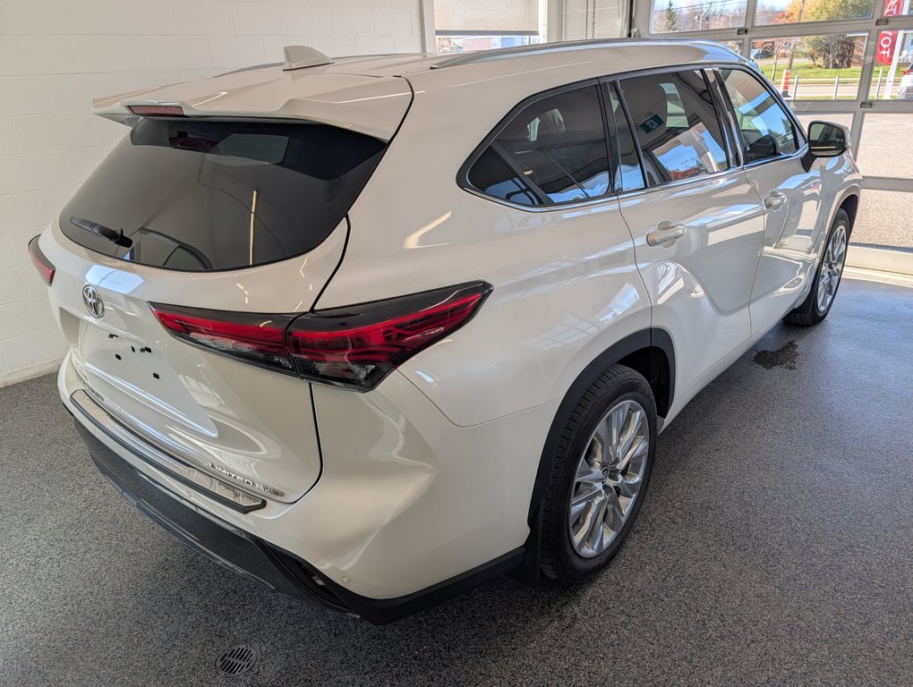 Toyota Highlander Limited AWD, 2020 à Magog, Québec - 3 - w1024h768px