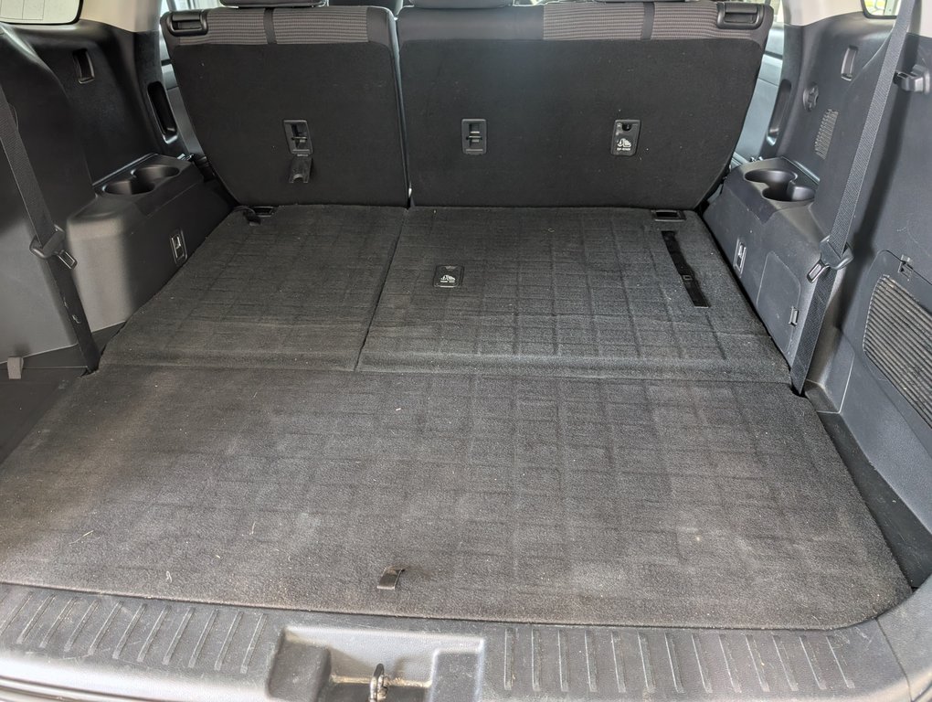 Toyota Highlander LE AWD 2020 à Magog, Québec - 6 - w1024h768px