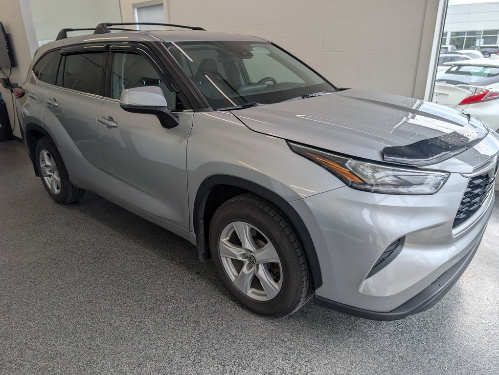 Toyota Highlander LE AWD 2020 à Magog, Québec - 1 - w1024h768px