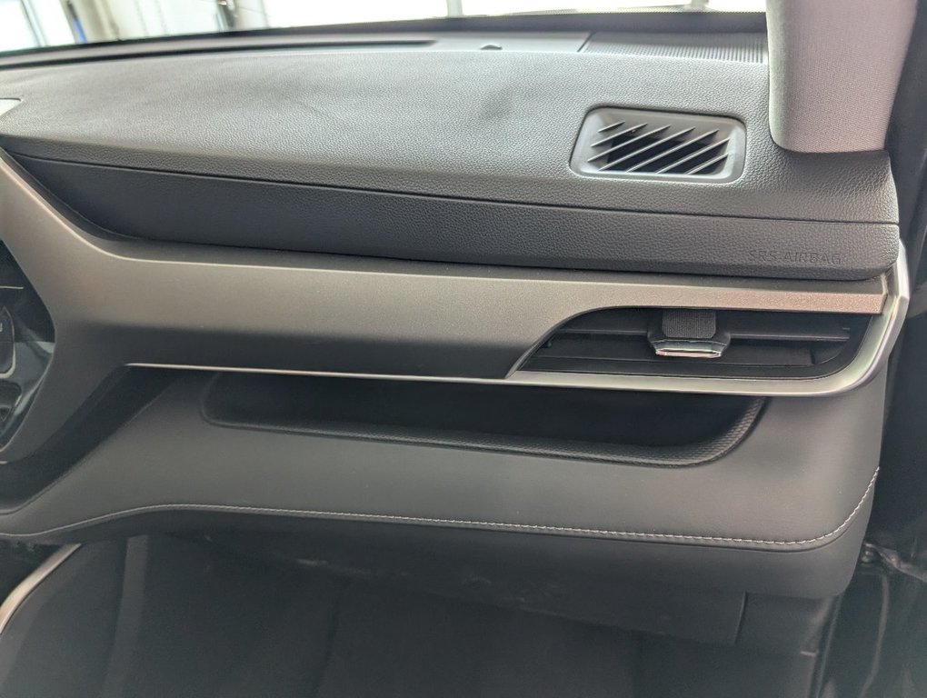2021 Toyota Highlander XLE AWD, in Magog, Quebec - 12 - w1024h768px