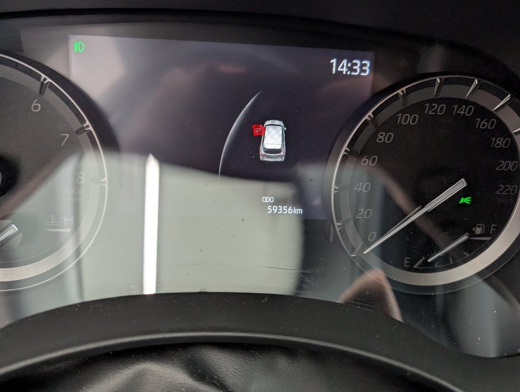 Toyota Highlander XLE AWD, 2021 à Magog, Québec - 24 - w1024h768px