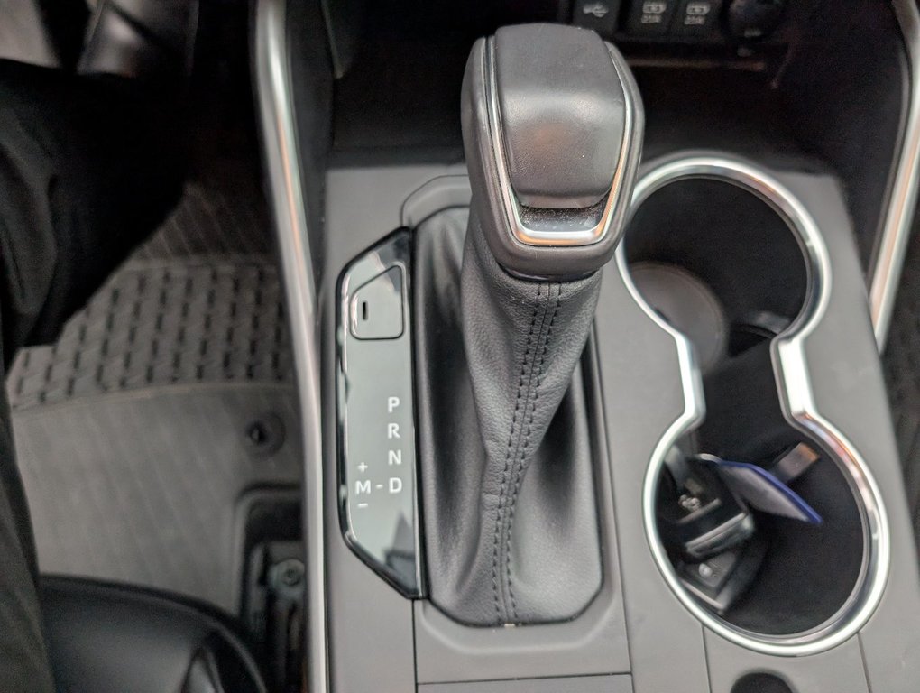 Toyota Highlander XLE AWD, 2021 à Magog, Québec - 20 - w1024h768px