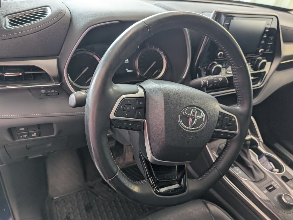 2022 Toyota Highlander Limited AWD, GARANTIE JUSQU EN 2026, in Magog, Quebec - 11 - w1024h768px