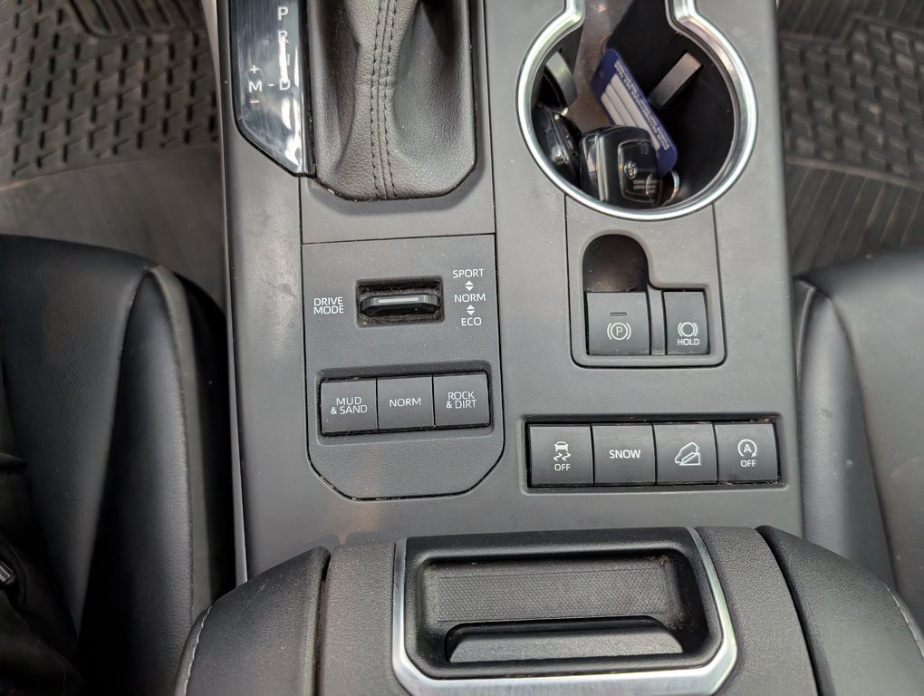 2022 Toyota Highlander XLE AWD in Magog, Quebec - 19 - w1024h768px