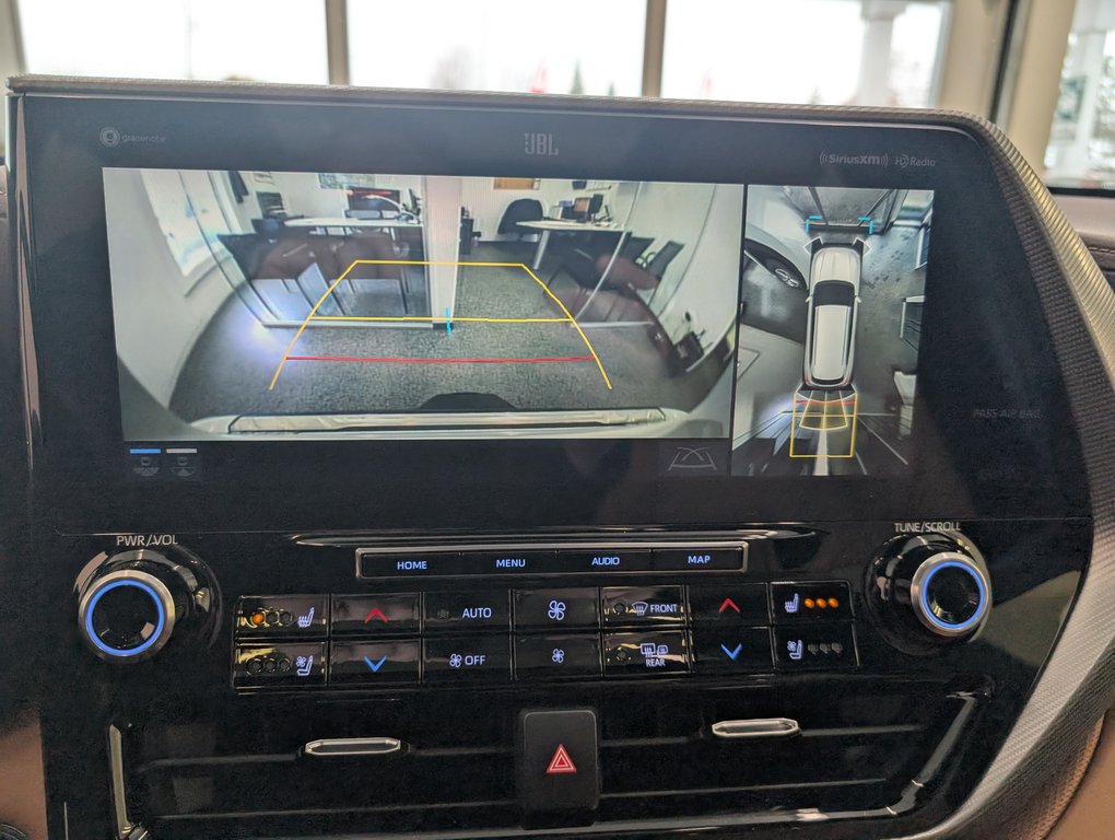 Toyota Highlander Limited AWD, GARANTIE JUSQU EN 2029, 2022 à Magog, Québec - 24 - w1024h768px
