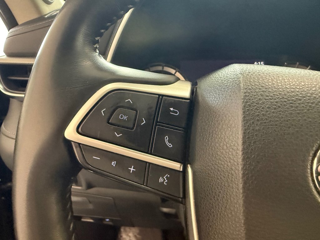 2022 Toyota Highlander Limited PLATINUM, in Magog, Quebec - 19 - w1024h768px