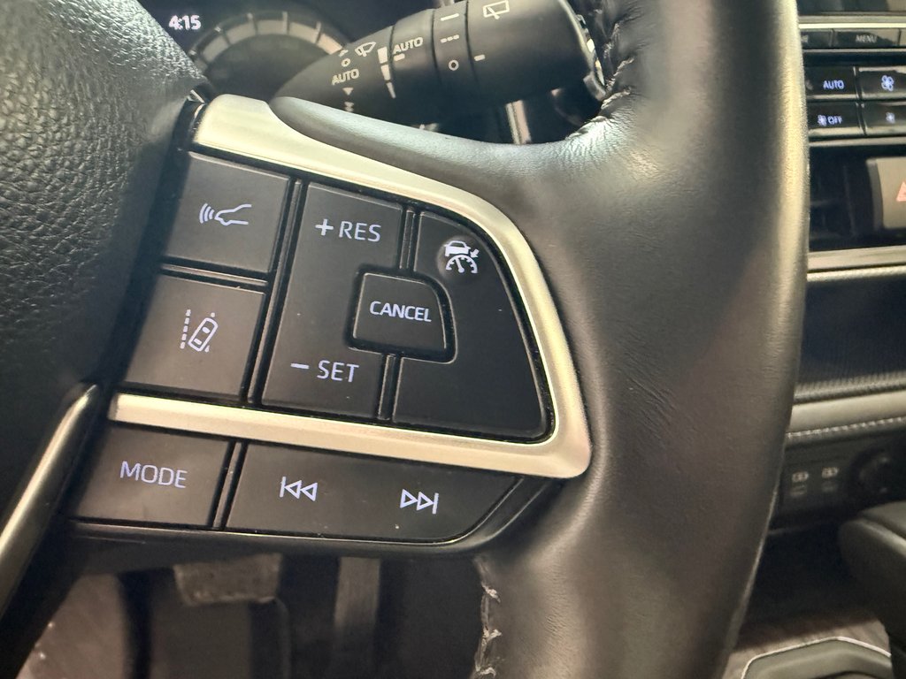 2022 Toyota Highlander Limited PLATINUM, in Magog, Quebec - 20 - w1024h768px