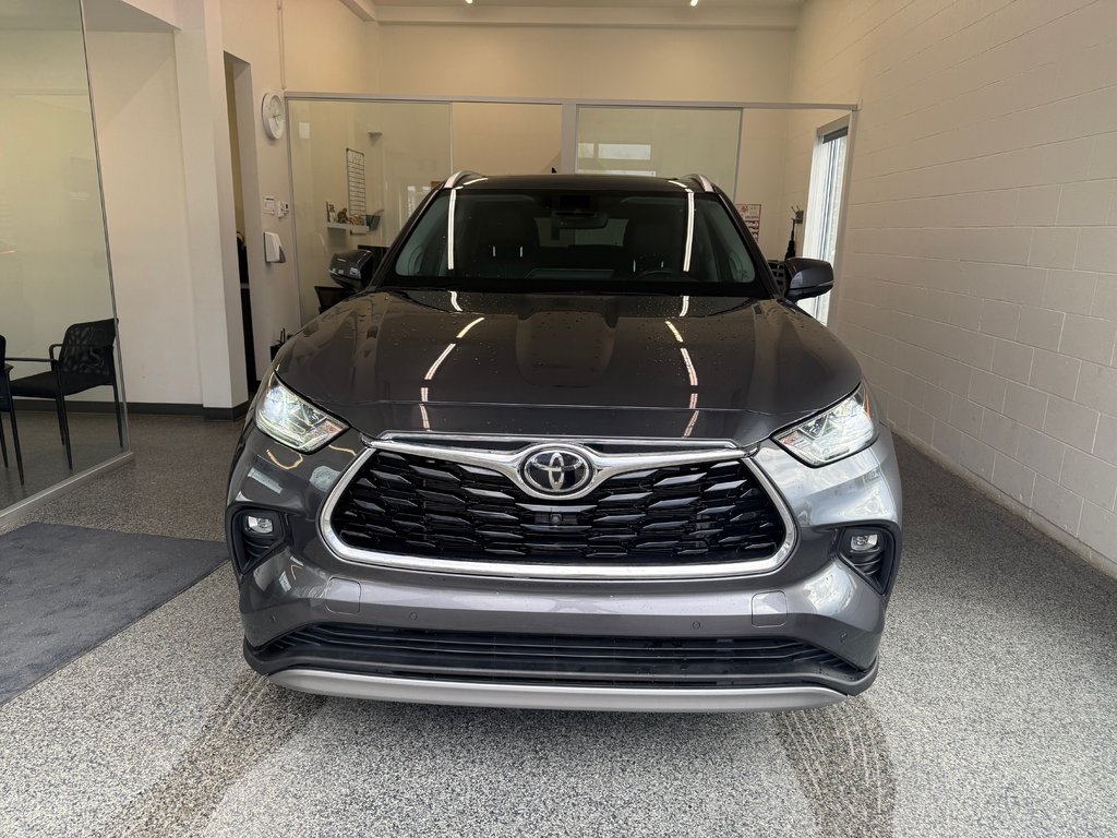 2022 Toyota Highlander Limited PLATINUM, in Magog, Quebec - 7 - w1024h768px
