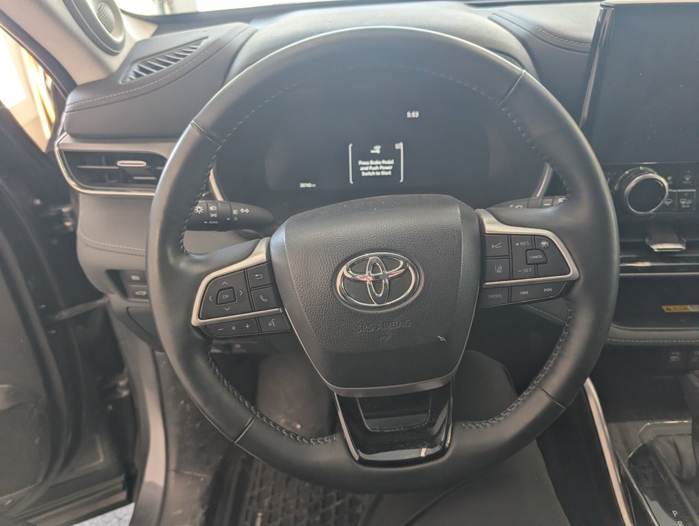 2023 Toyota Highlander hybrid Limited, GARANTIE JUSQU EN 2027, in Magog, Quebec - 16 - w1024h768px