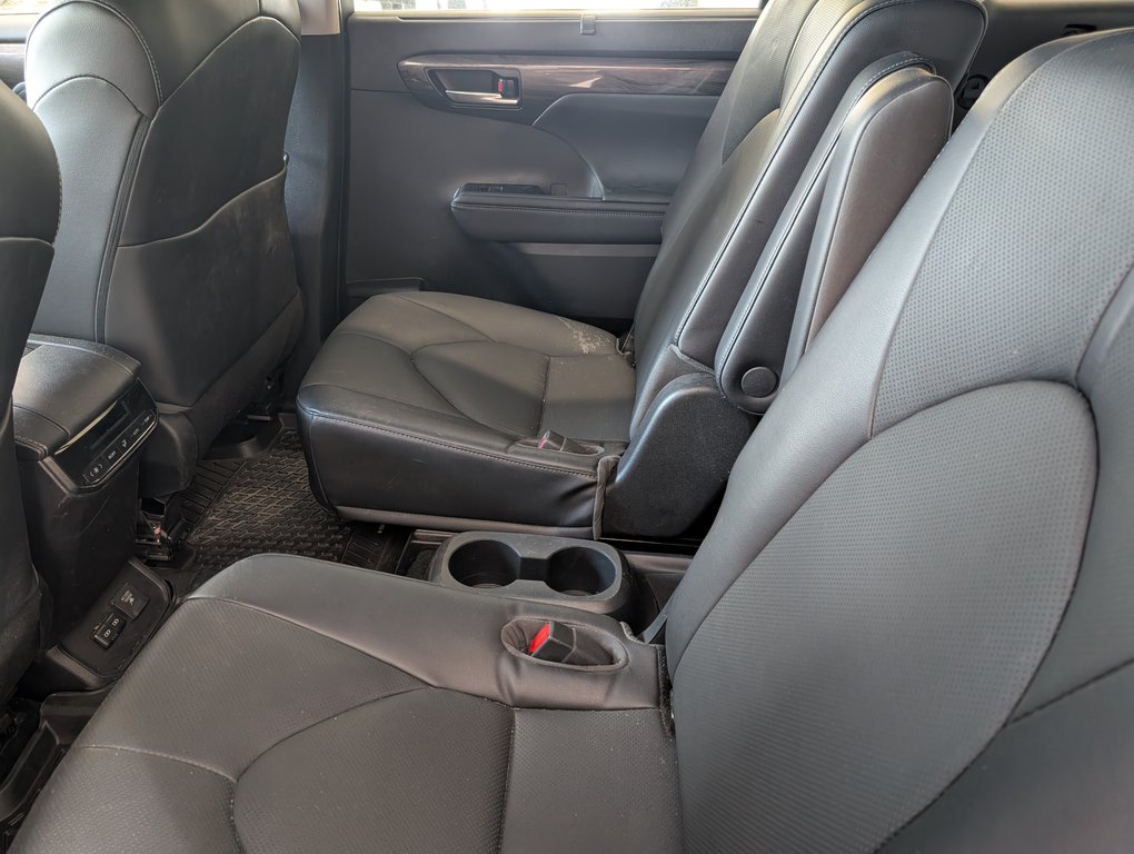 2023 Toyota Highlander hybrid Limited, GARANTIE JUSQU EN 2027, in Magog, Quebec - 10 - w1024h768px