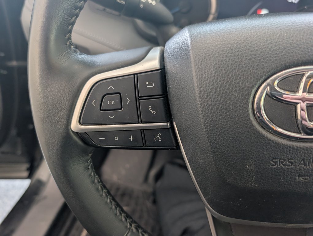 2023 Toyota Highlander hybrid LE AWD, GARANTIE JUSQU EN 2026, in Magog, Quebec - 19 - w1024h768px