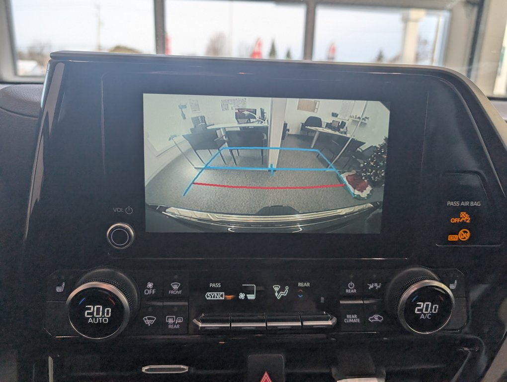 2023 Toyota Highlander hybrid LE AWD, GARANTIE JUSQU EN 2026, in Magog, Quebec - 21 - w1024h768px