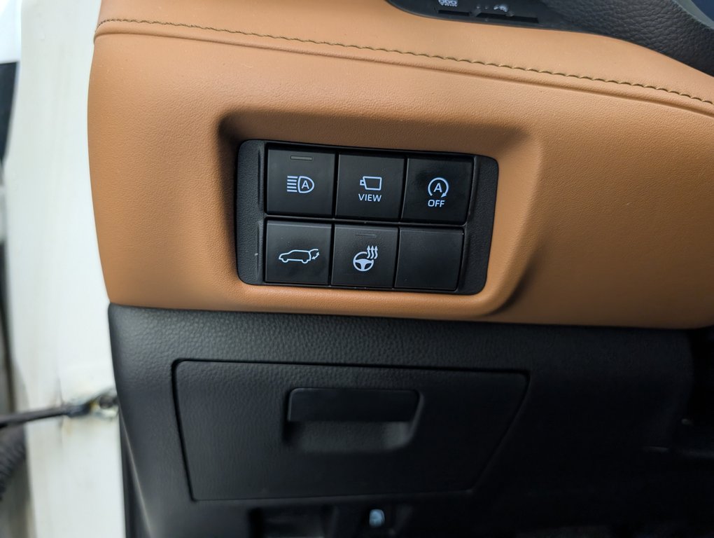 2023 Toyota Highlander LIMITED PLATINUM AWD, GARANTIE JUSQU EN 2026, in Magog, Quebec - 26 - w1024h768px