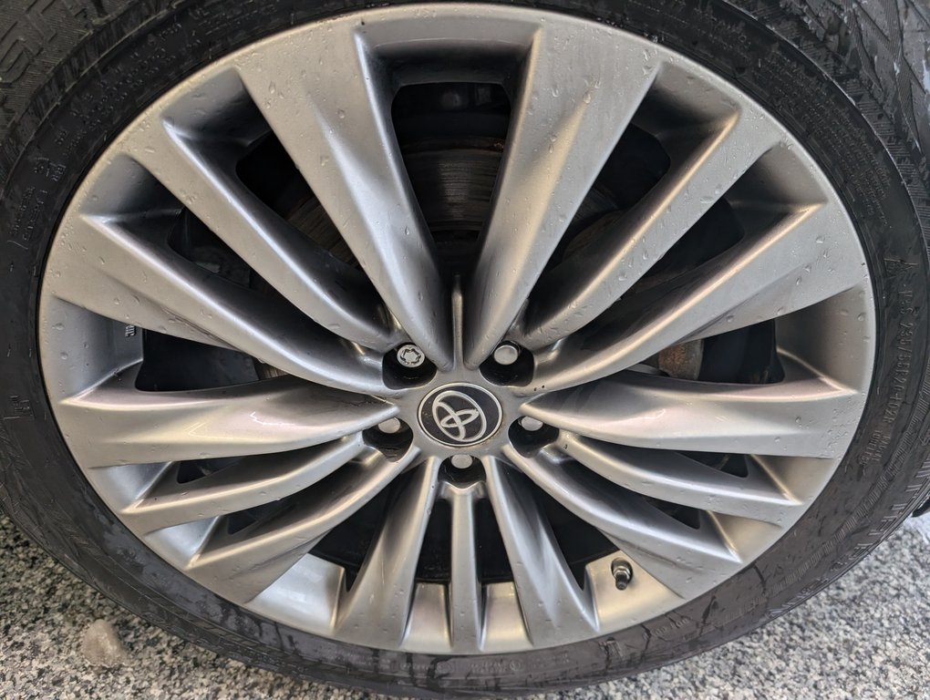 2023 Toyota Highlander LIMITED PLATINUM AWD, GARANTIE JUSQU EN 2026, in Magog, Quebec - 28 - w1024h768px