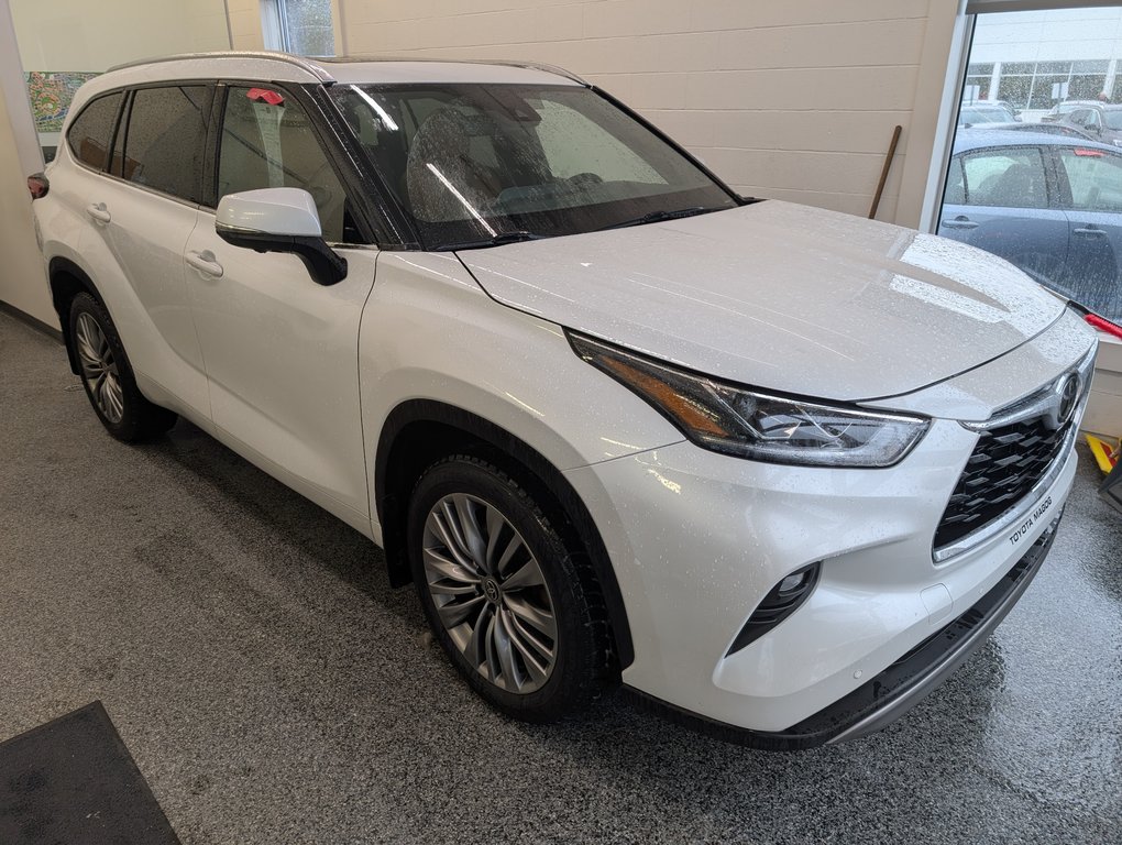 2023 Toyota Highlander LIMITED PLATINUM AWD, GARANTIE JUSQU EN 2026, in Magog, Quebec - 1 - w1024h768px