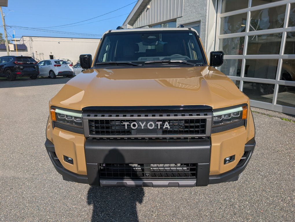 2027 Toyota Land Cruiser GROUPE PREMIUM in Magog, Quebec - 6 - w1024h768px