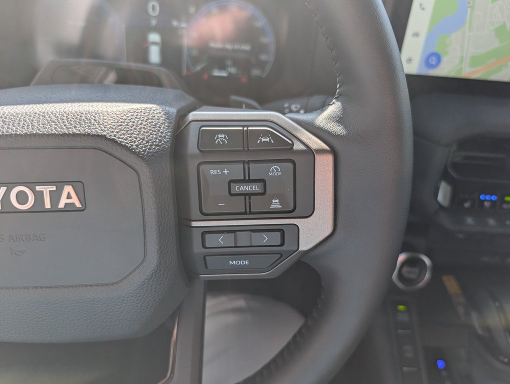 2027 Toyota Land Cruiser GROUPE PREMIUM in Magog, Quebec - 24 - w1024h768px