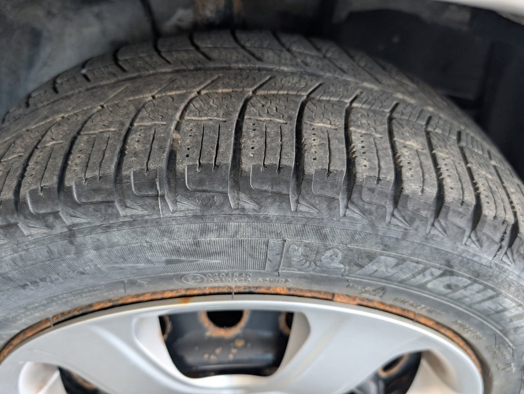 Toyota Matrix  2012 à Magog, Québec - 14 - w1024h768px