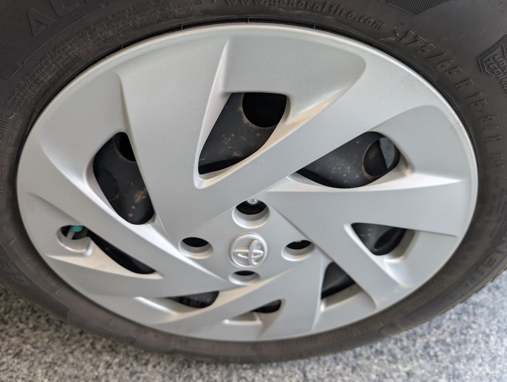 Toyota Prius C  2019 à Magog, Québec - 24 - w1024h768px