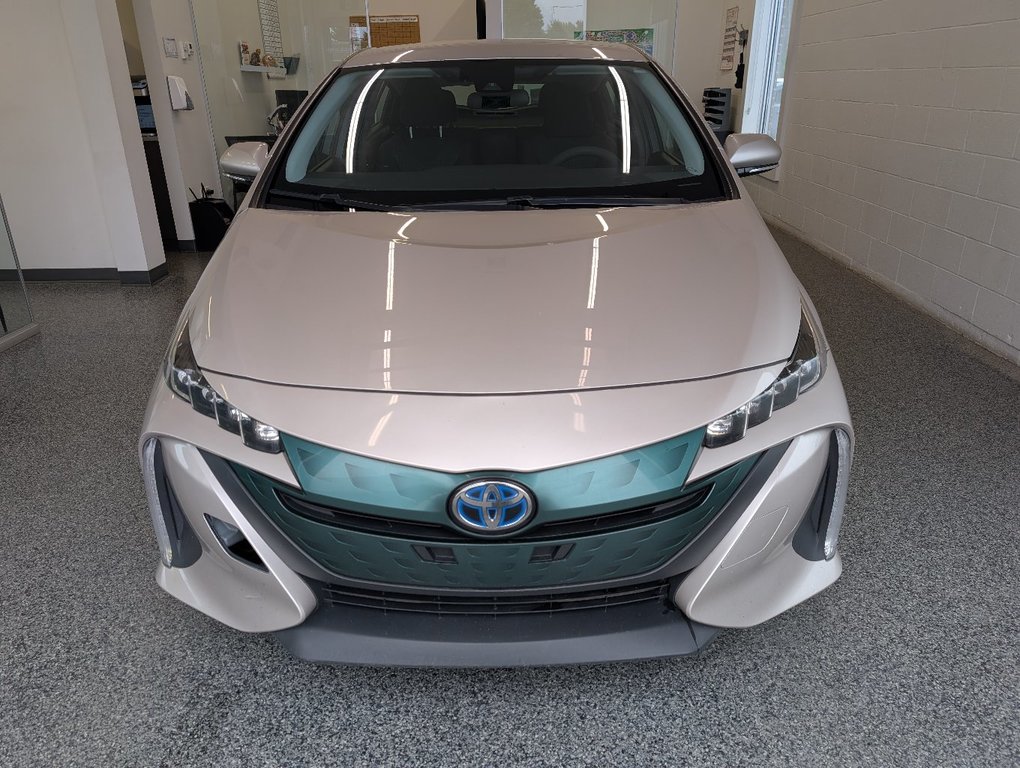2018 Toyota PRIUS PRIME BRANCHABLE, A/C, in Magog, Quebec - 6 - w1024h768px