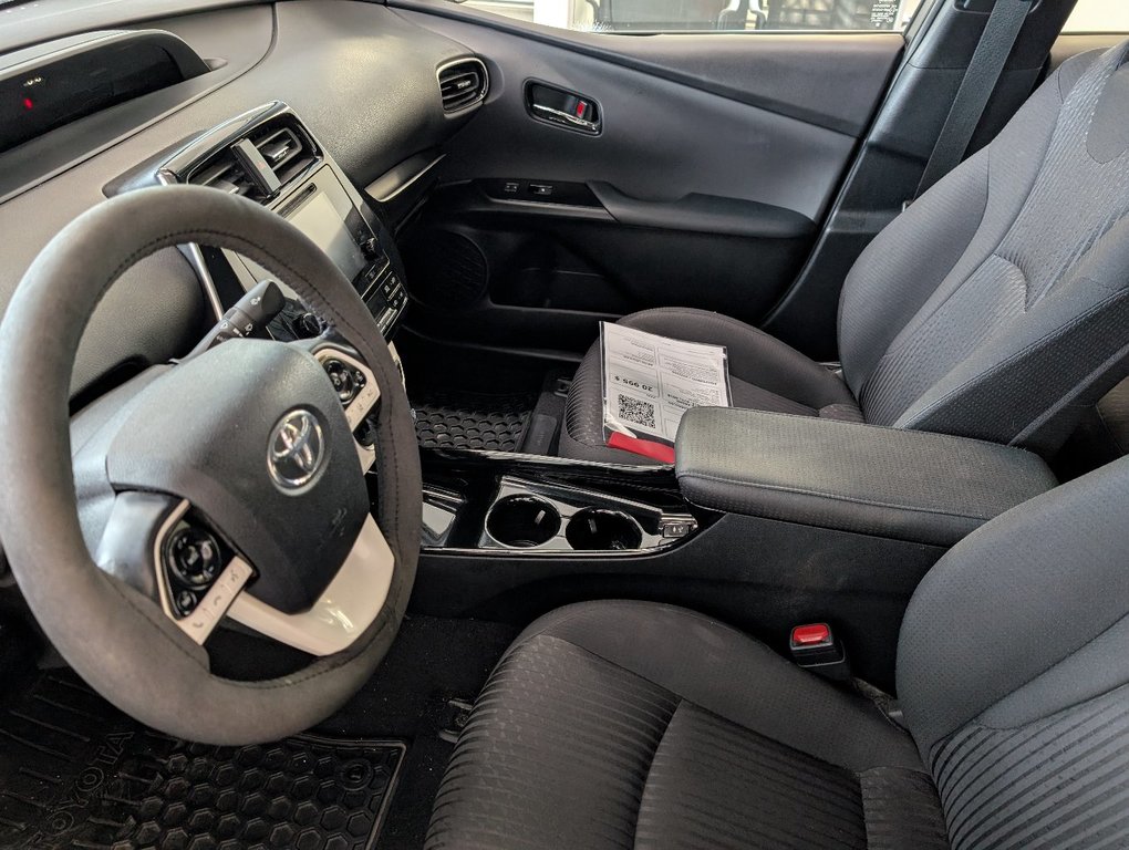 2018 Toyota PRIUS PRIME BRANCHABLE, A/C, in Magog, Quebec - 12 - w1024h768px
