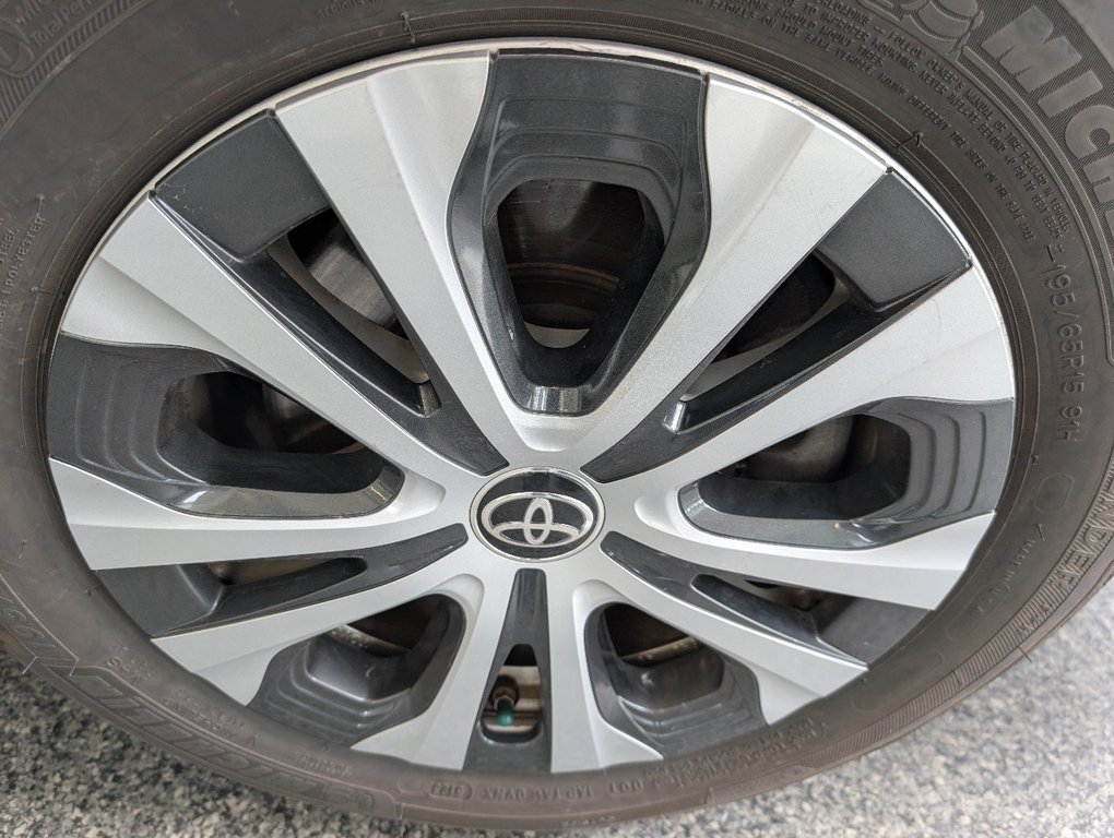 Toyota PRIUS PRIME BRANCHABLE, A/C, 2020 à Magog, Québec - 24 - w1024h768px