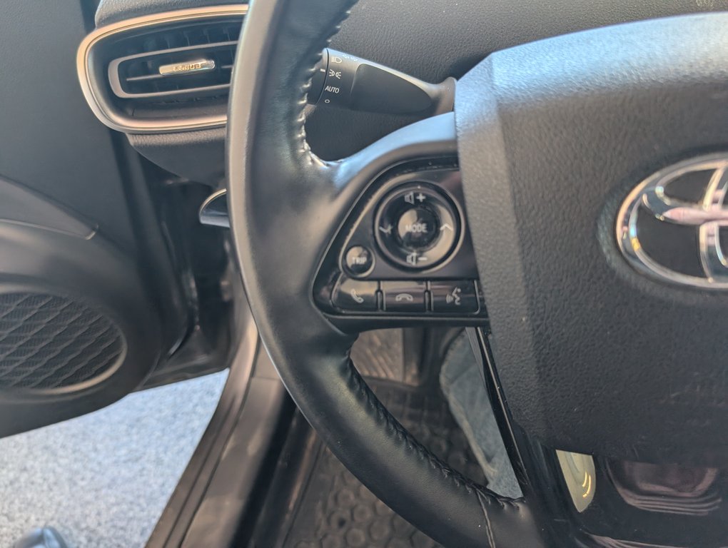 Toyota Prius Prime BRANCHABLE, GARANTIE JUSQU EN 2027, 2020 à Magog, Québec - 15 - w1024h768px