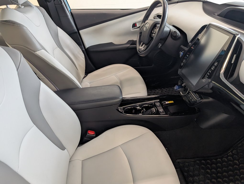 Toyota Prius Prime GROUPE AMELIORER, BRANCHABLE, 2020 à Magog, Québec - 7 - w1024h768px