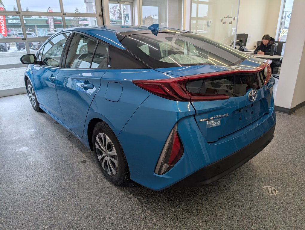 Toyota Prius Prime GROUPE AMELIORER, BRANCHABLE, 2020 à Magog, Québec - 5 - w1024h768px