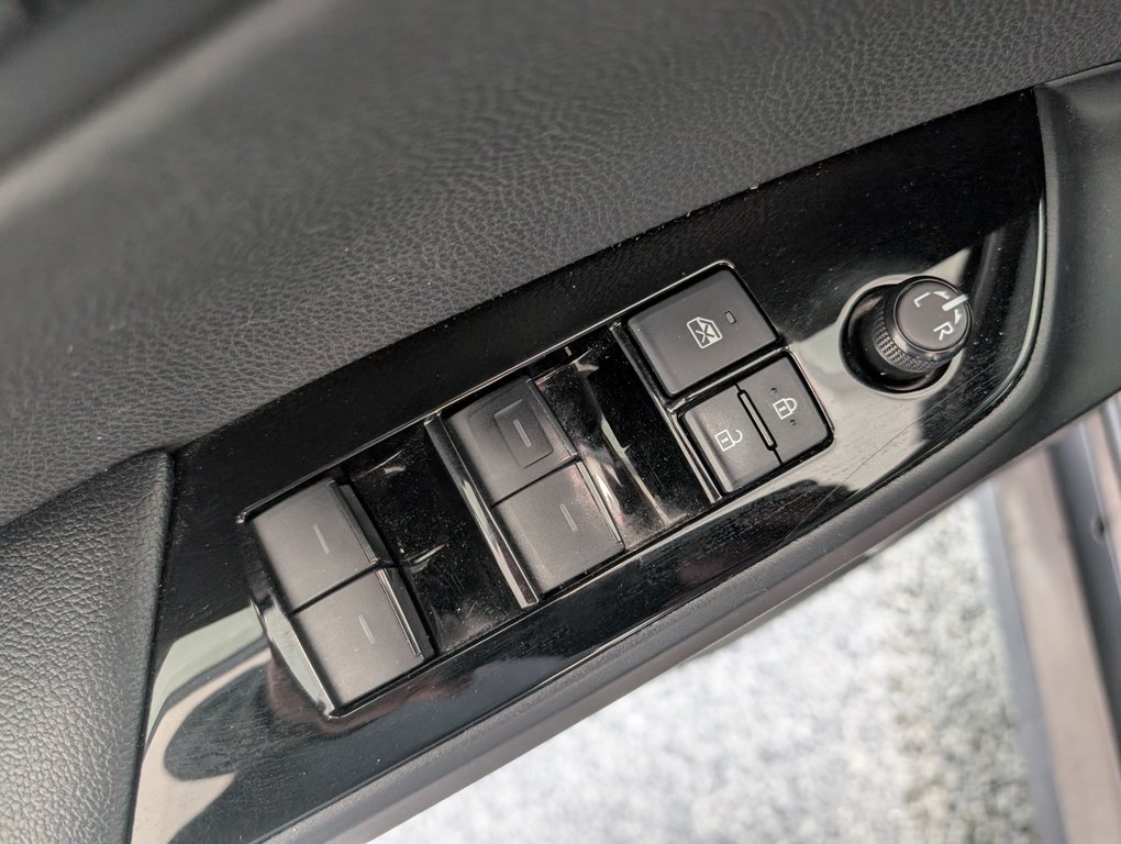 Toyota Prius Prime BASE BRANCHABLE, A/C, 2020 à Magog, Québec - 10 - w1024h768px