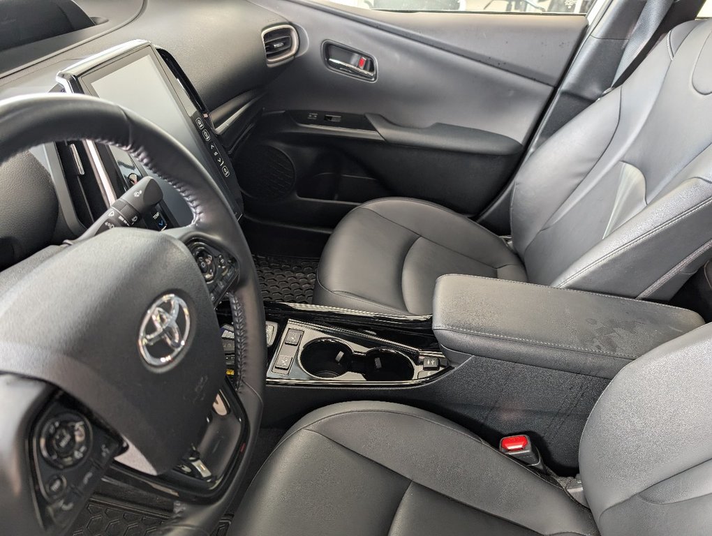 2021 Toyota PRIUS PRIME GROUPE AMELIORER, BRANCHABLE, CUIR, in Magog, Quebec - 11 - w1024h768px