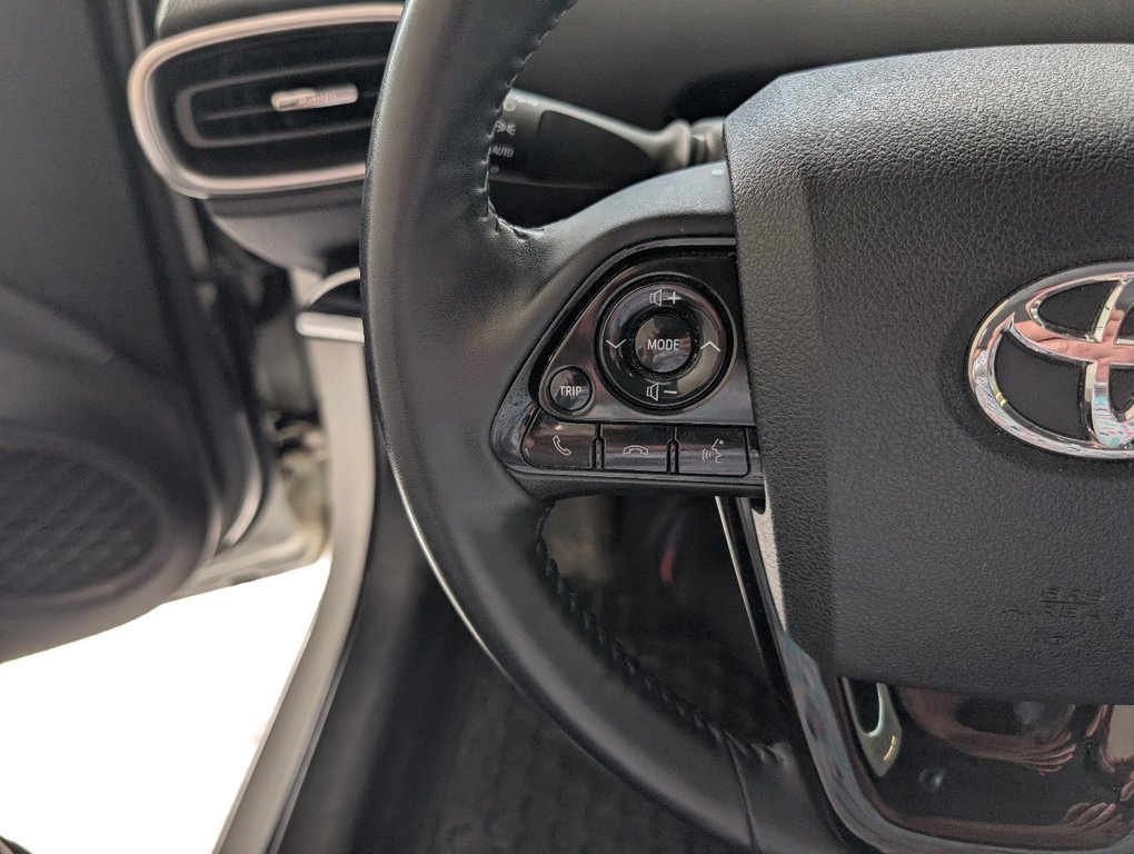2021 Toyota PRIUS PRIME GROUPE AMELIORER, BRANCHABLE, CUIR, in Magog, Quebec - 18 - w1024h768px
