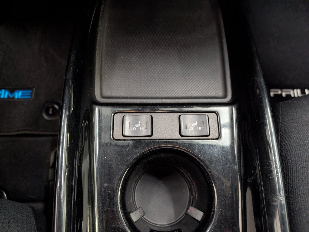2021 Toyota PRIUS PRIME BRANCHABLE, A/C, in Magog, Quebec - 16 - w1024h768px