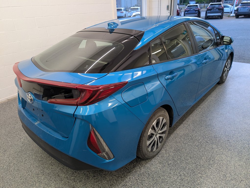 2021 Toyota PRIUS PRIME BRANCHABLE, A/C, in Magog, Quebec - 3 - w1024h768px