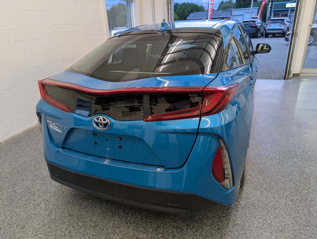 2021 Toyota PRIUS PRIME BRANCHABLE, A/C, in Magog, Quebec - 4 - w1024h768px
