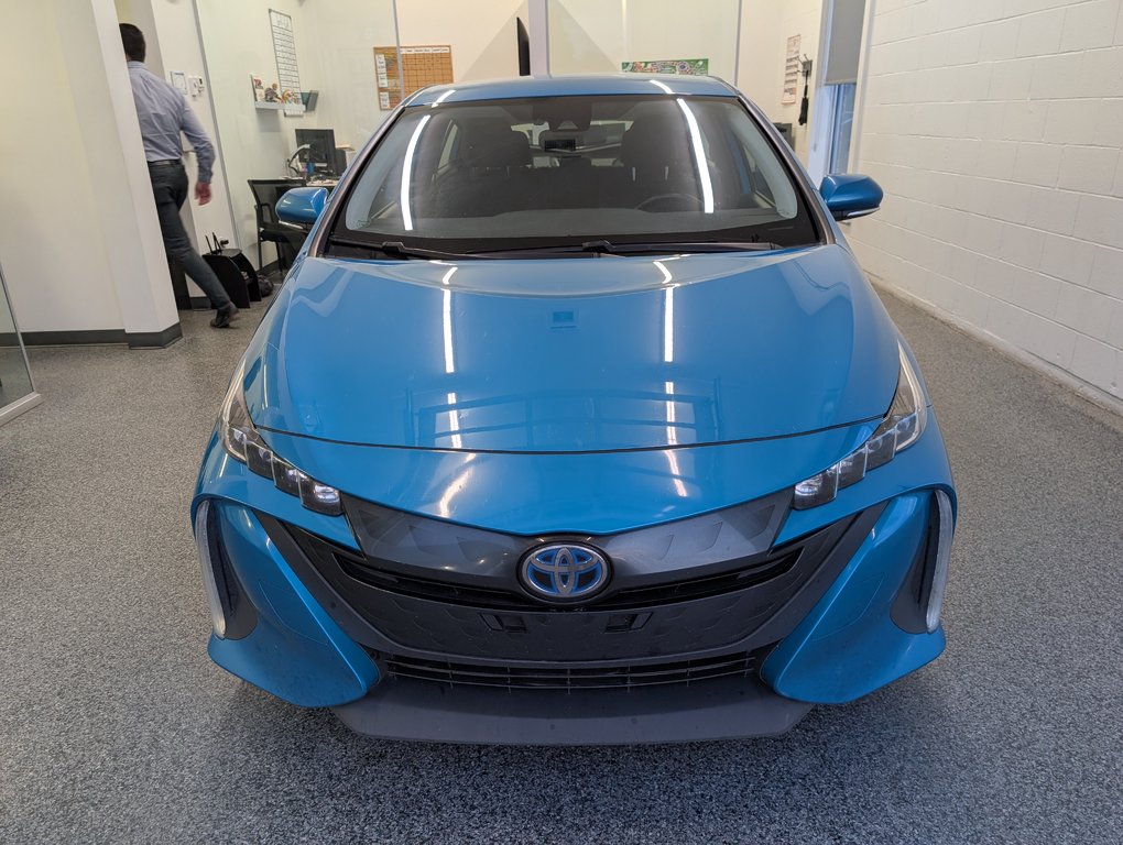 2021 Toyota PRIUS PRIME BRANCHABLE, A/C, in Magog, Quebec - 6 - w1024h768px