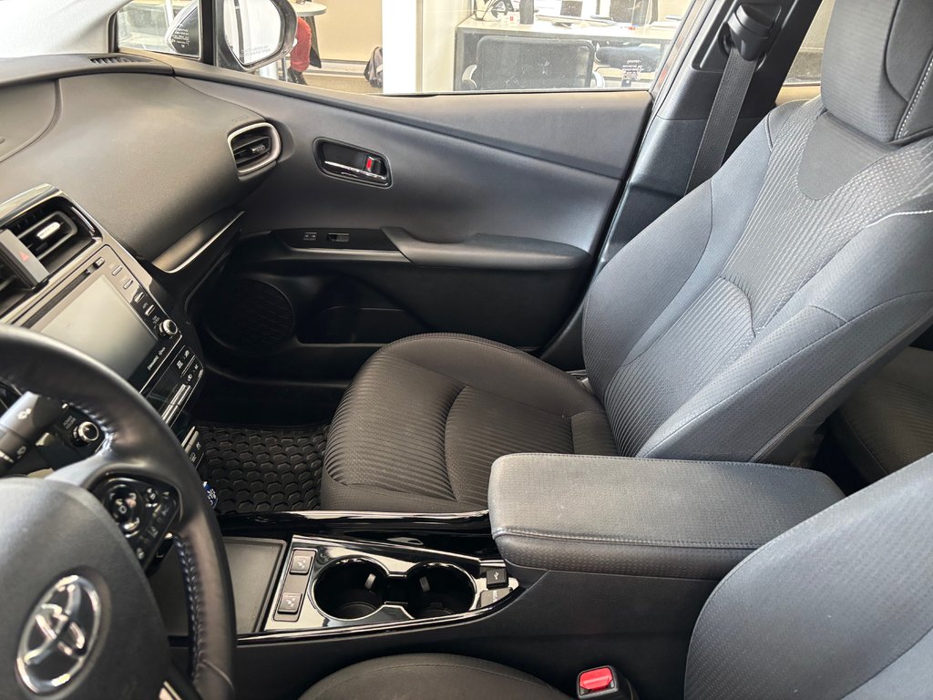 2021 Toyota Prius Prime BASE BRANCHABLE, in Magog, Quebec - 13 - w1024h768px