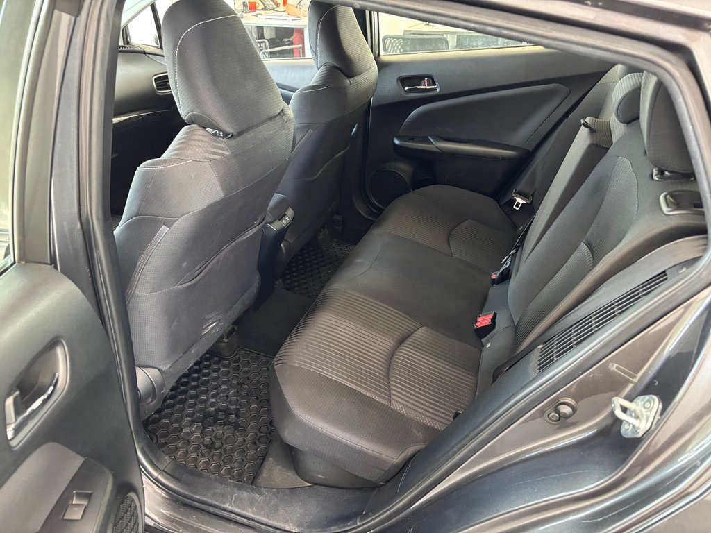2021 Toyota Prius Prime BASE BRANCHABLE, in Magog, Quebec - 11 - w1024h768px