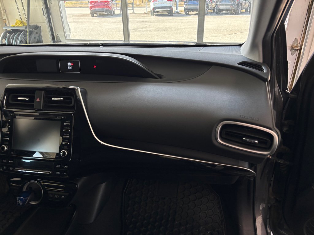 2021 Toyota Prius Prime BASE BRANCHABLE, in Magog, Quebec - 10 - w1024h768px