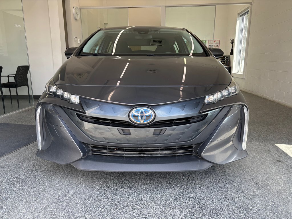2021 Toyota Prius Prime BASE BRANCHABLE, in Magog, Quebec - 6 - w1024h768px