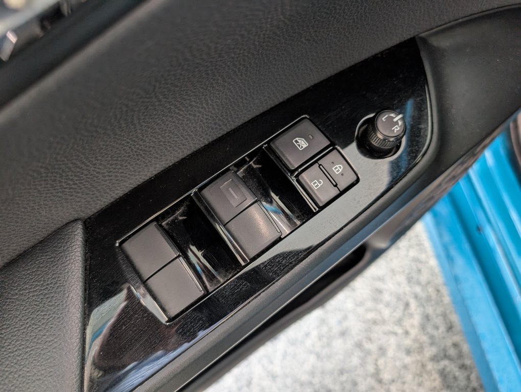 Toyota Prius Prime BRANCHABLE, A/C, 2021 à Magog, Québec - 13 - w1024h768px