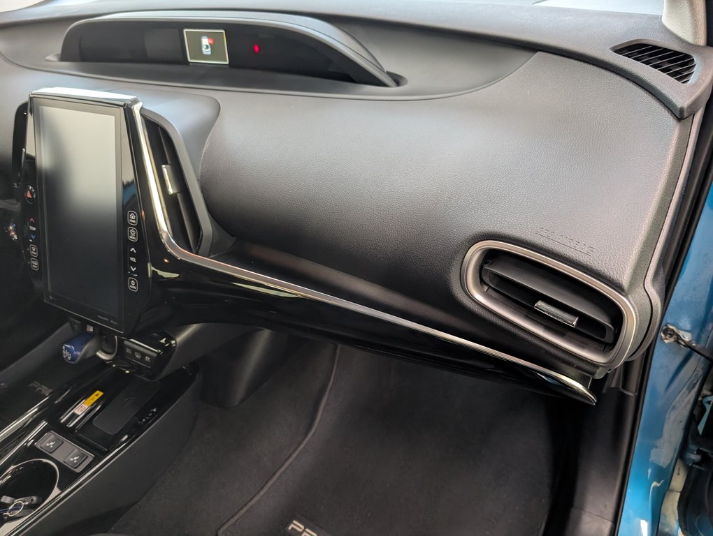 2021 Toyota Prius Prime GR AMELIORER, in Magog, Quebec - 7 - w1024h768px