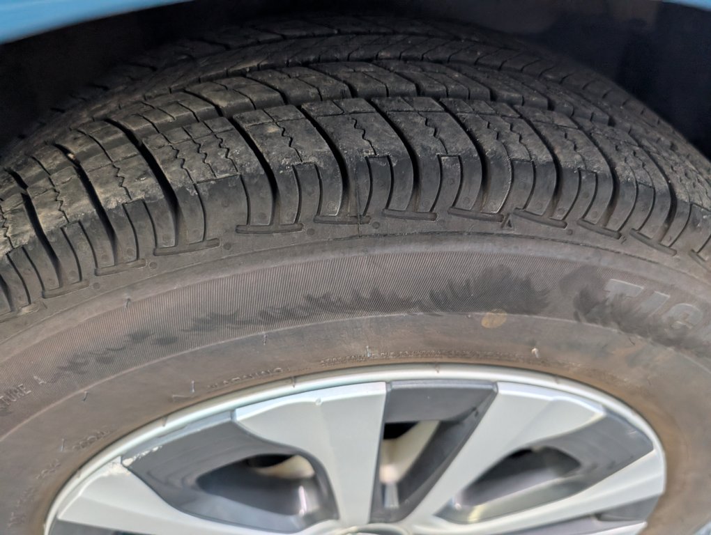 2021 Toyota Prius Prime GR AMELIORER, in Magog, Quebec - 21 - w1024h768px