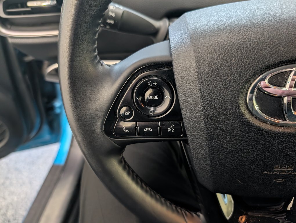 2021 Toyota Prius Prime GR AMELIORER, in Magog, Quebec - 15 - w1024h768px