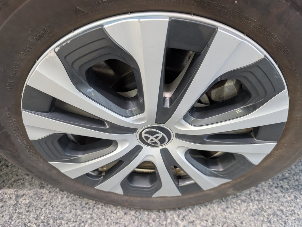 2021 Toyota Prius Prime GR AMELIORER, in Magog, Quebec - 22 - w1024h768px